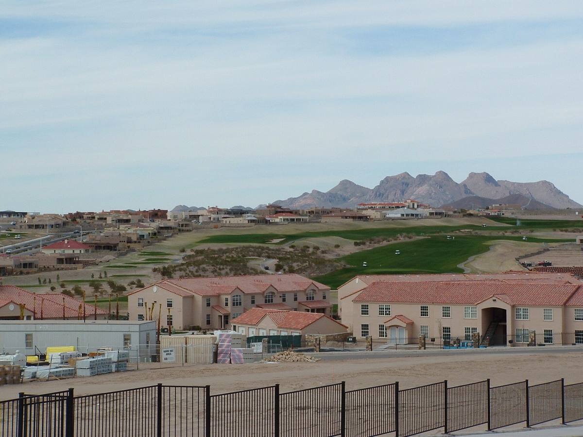 Homes on Las Cruces' East Mesa